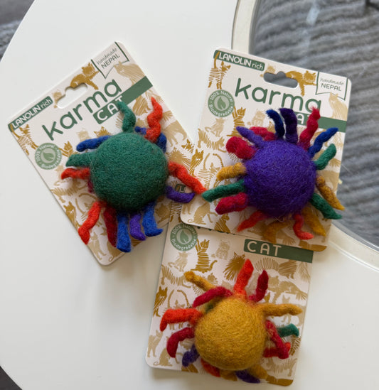 Sunburst Wool Cat Toy with Spiky Fringe
