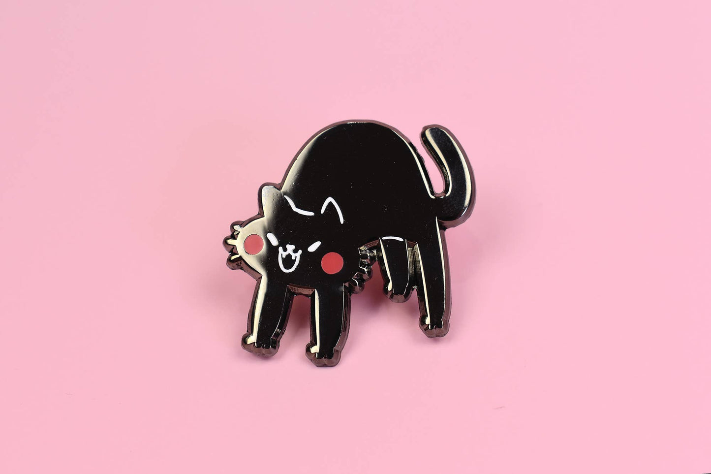 Spooked Cat! Enamel Pin