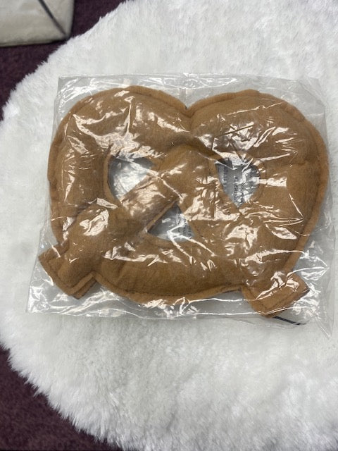 Catnip Pretzel