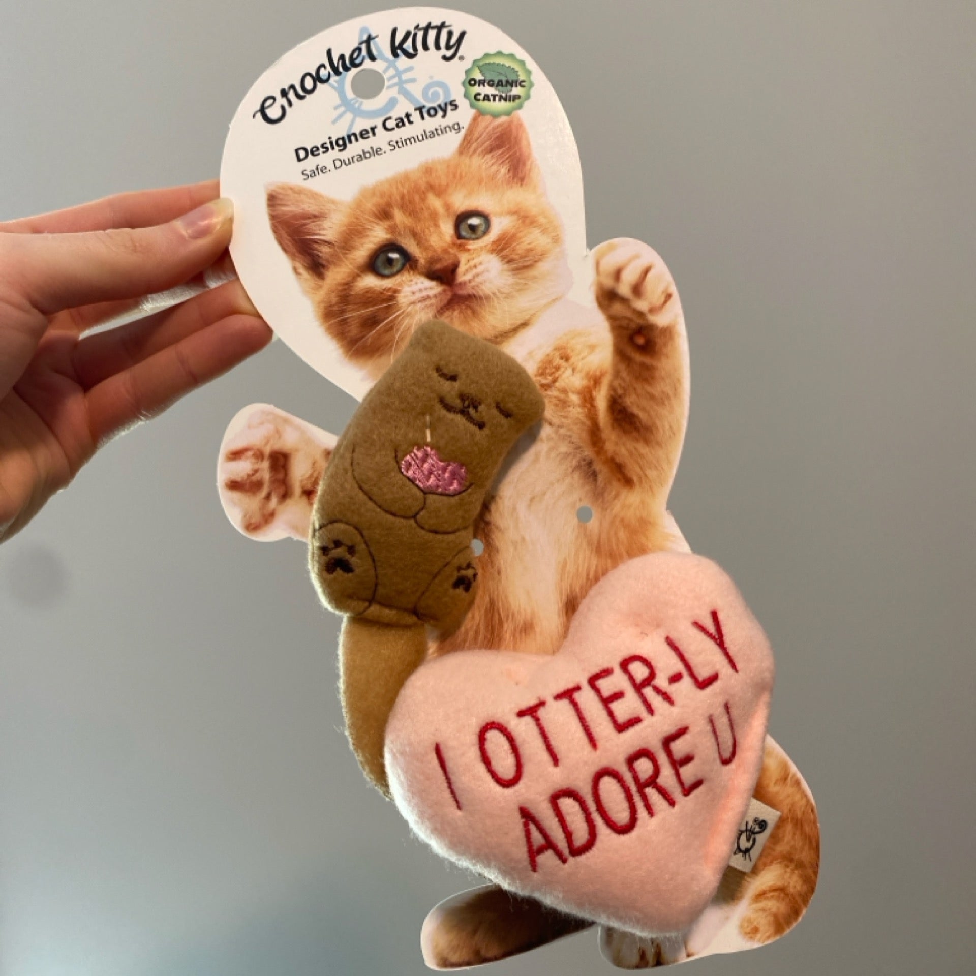 Catnip Otter with Convo Heart