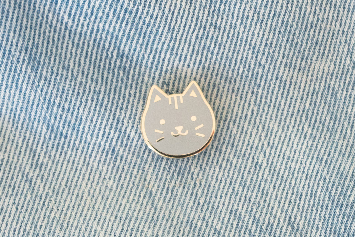 Kitty Face Enamel Pin