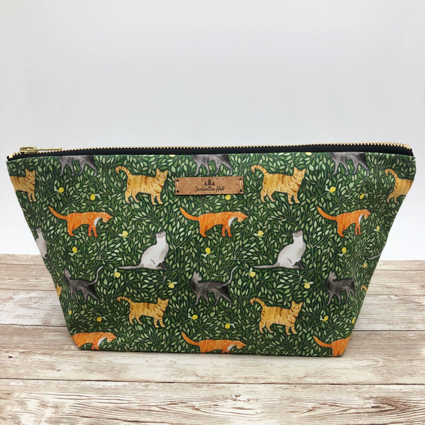 Cat Large Pouch