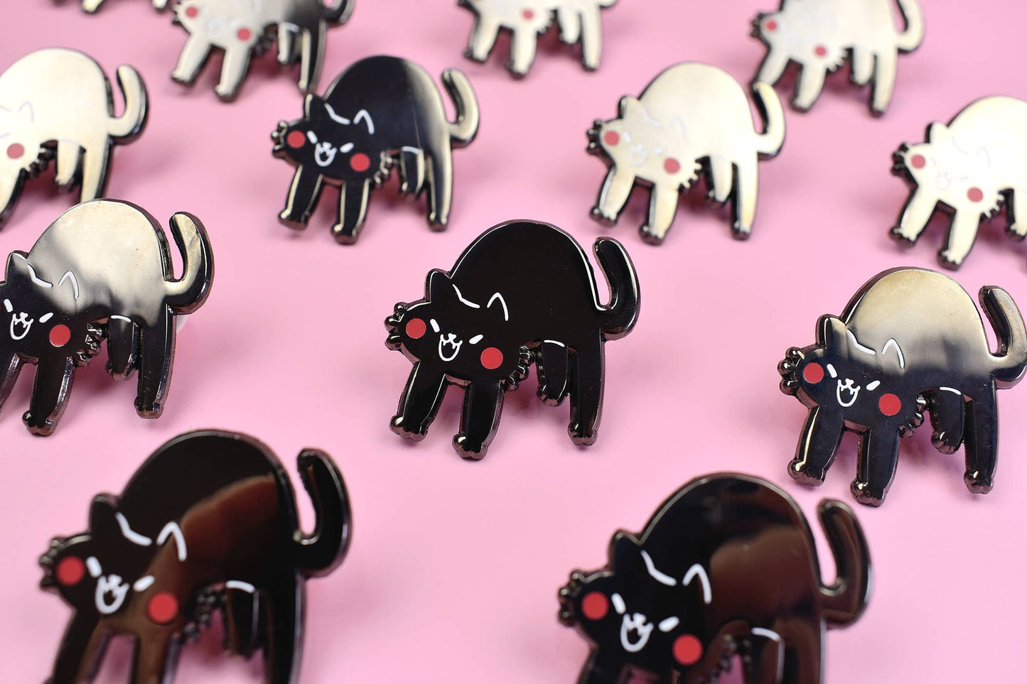Spooked Cat! Enamel Pin